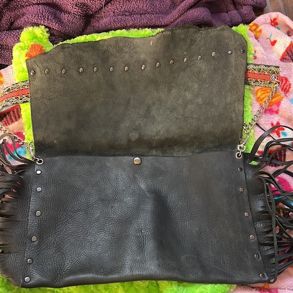Leather fringe purse - Picture 8 of 9